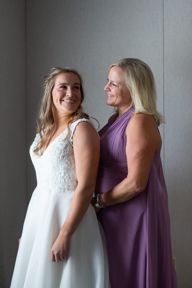 bride-mom-lavendar-mother-of-the-bride-dress