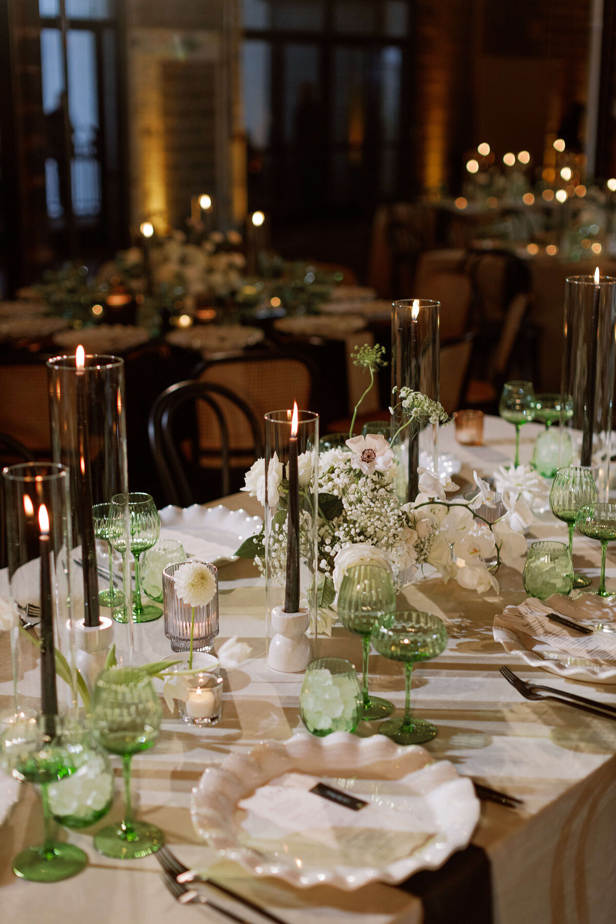 megan-alex-wedding-reception-decor-union-market-dc-springvale-floral