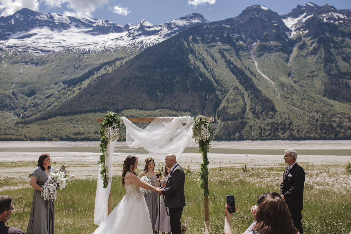 Valemount Wedding Photograpy at Kinbasket Lake
