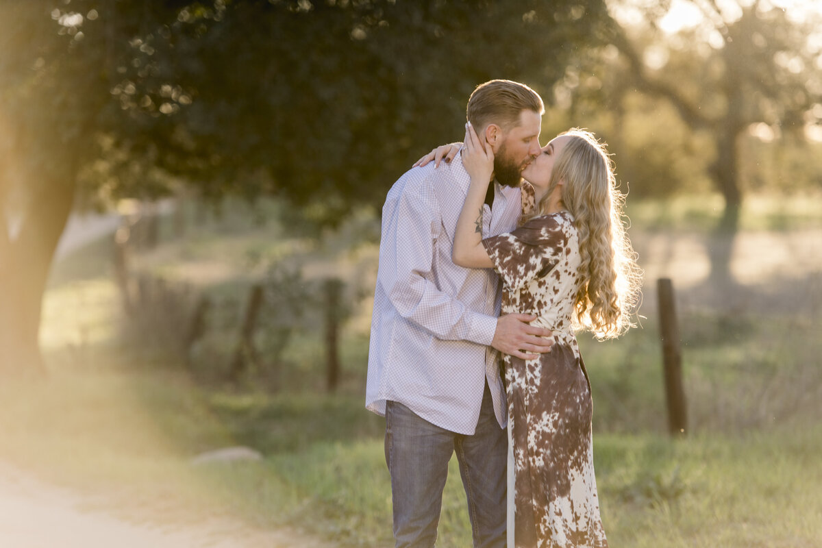San-DIego-Engagement_Photographer_Country_019