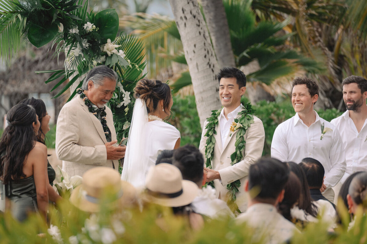 four_seasons_resort_oahu_ko_olina_wedding_picture_39