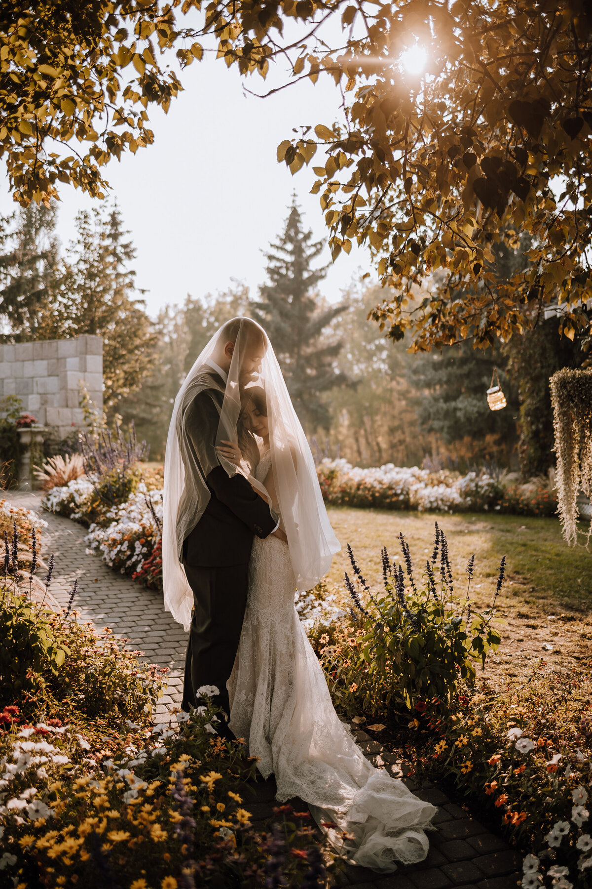 Alberta_elopement_photographer (26)