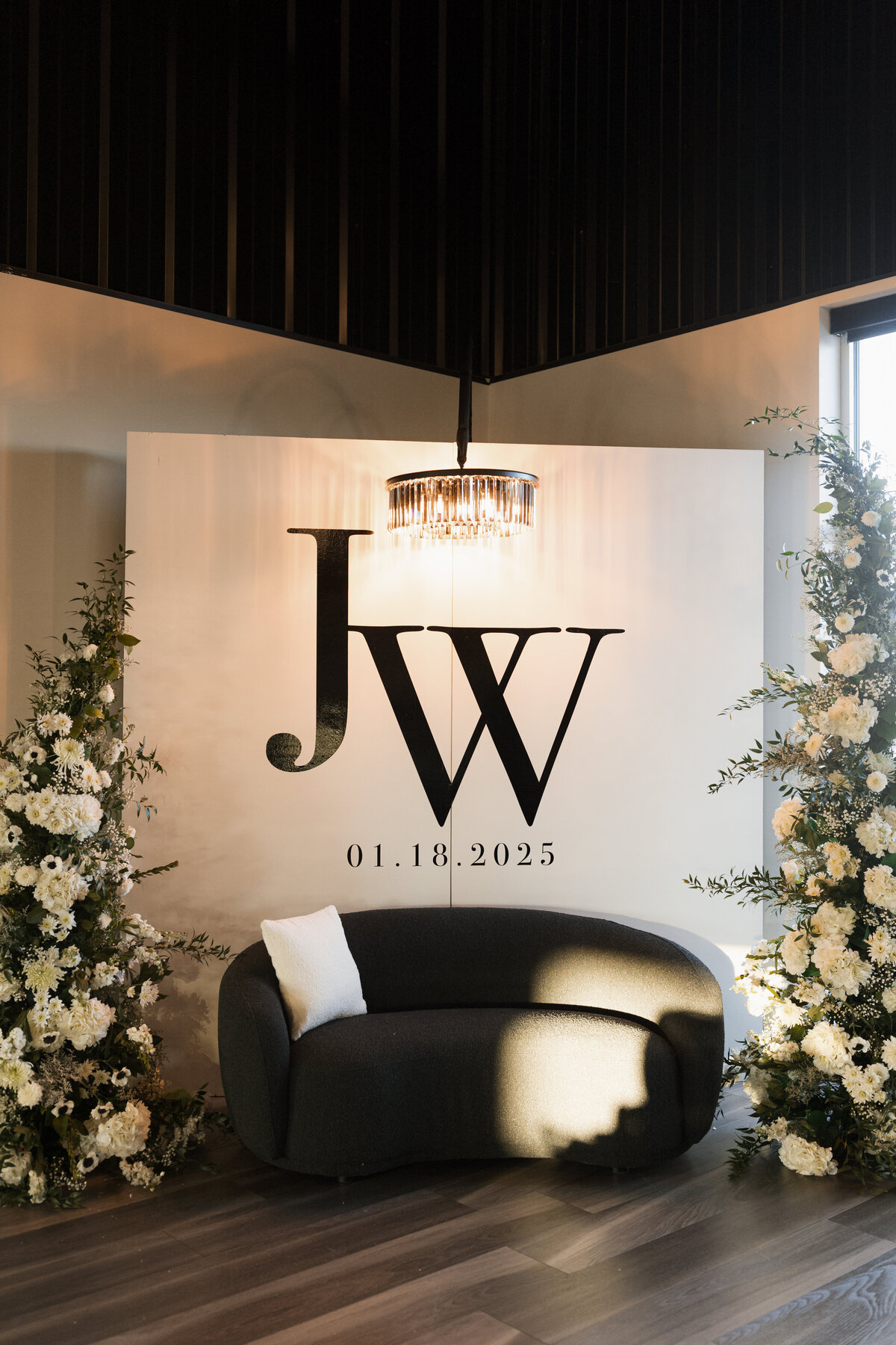 ModernWeddingattheLiederkranzandBoulderFlatts-Janzens-GrandIslandWeddingPhotographer-406