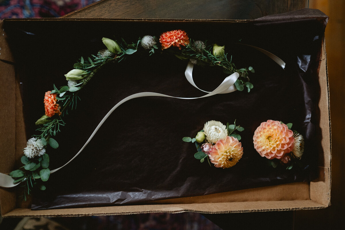 documentary photographer garden greenhouse wedding-1