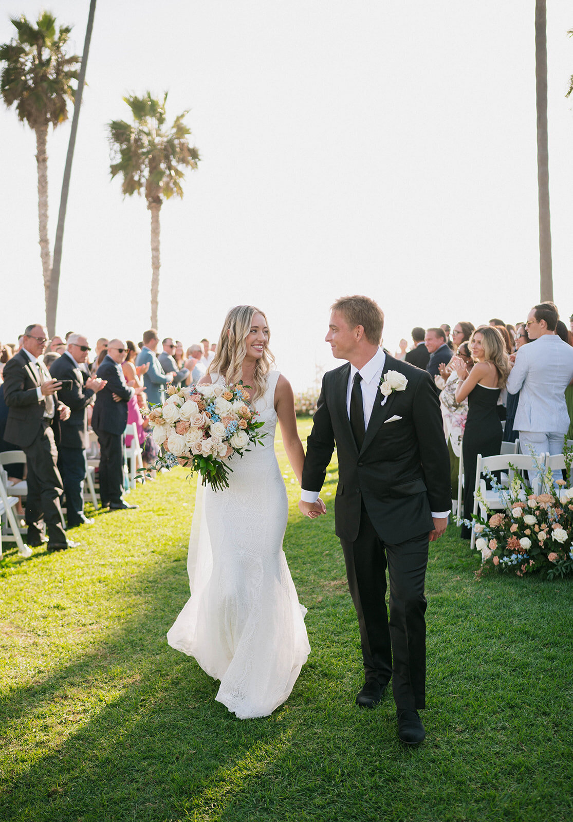 pretty-palm-leaf-event-co-morgan-and-alex-wedding-at-ole-hanson-10