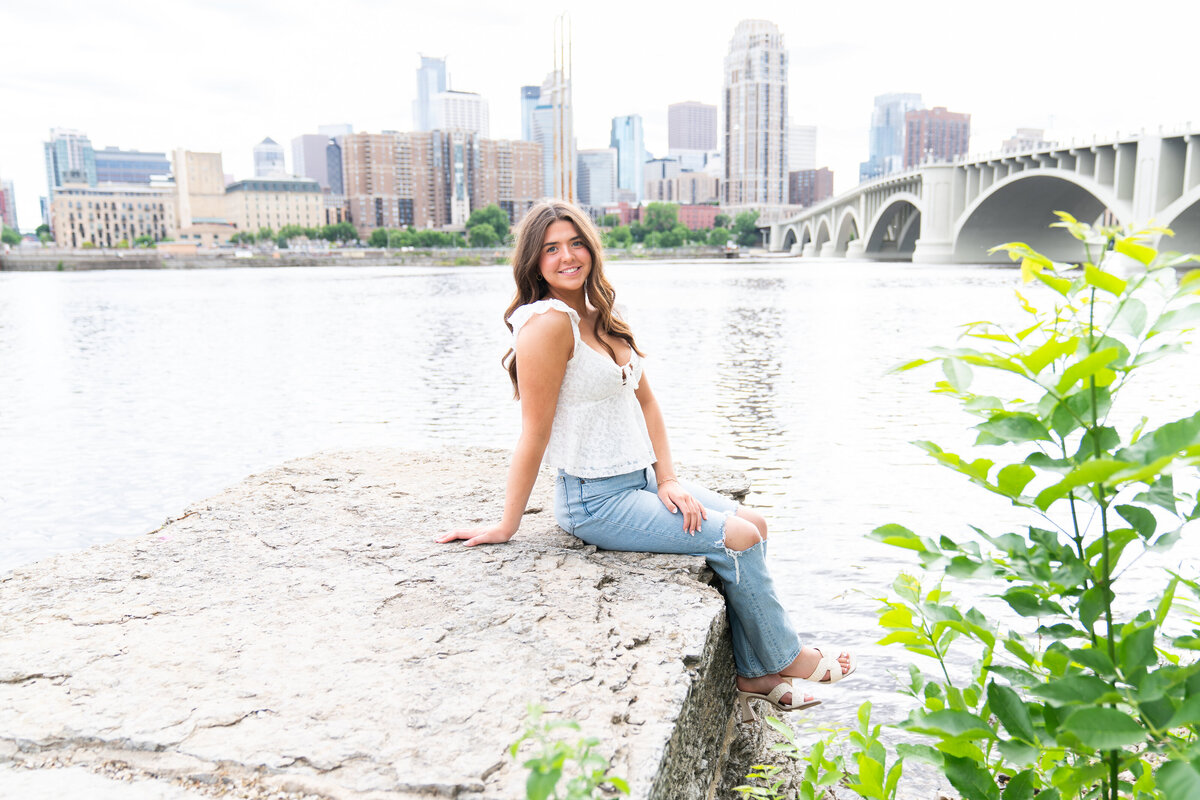 Urban senior pictures