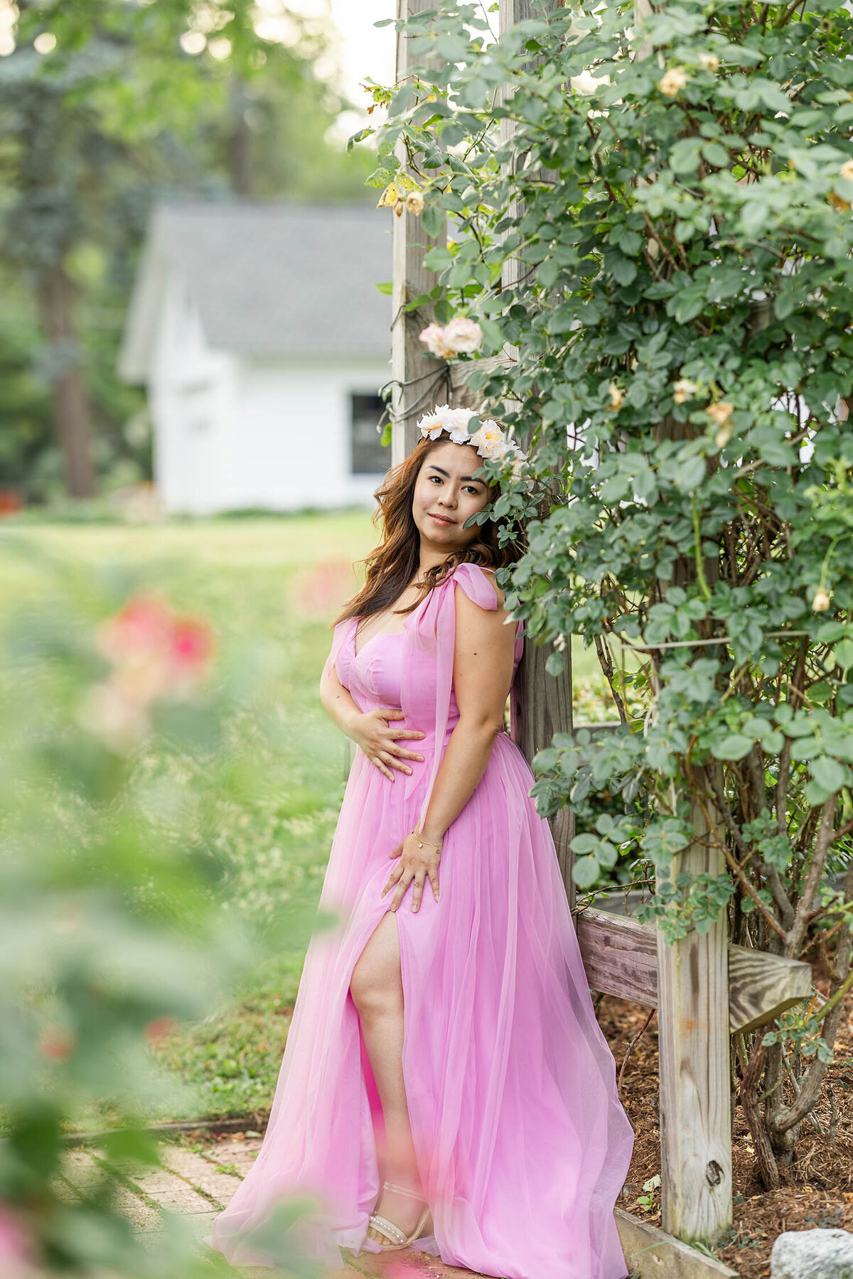 rose-garden-portrait-session-connecticut-12