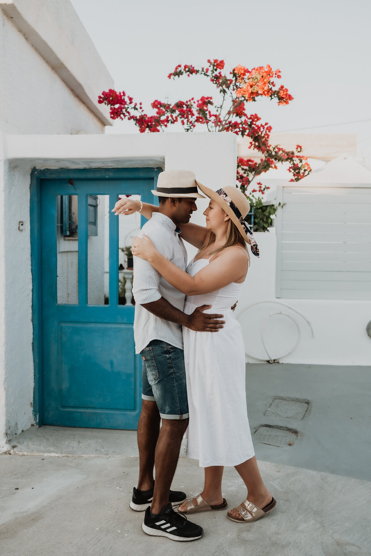 Santorini-greece-elopement-photographer-36
