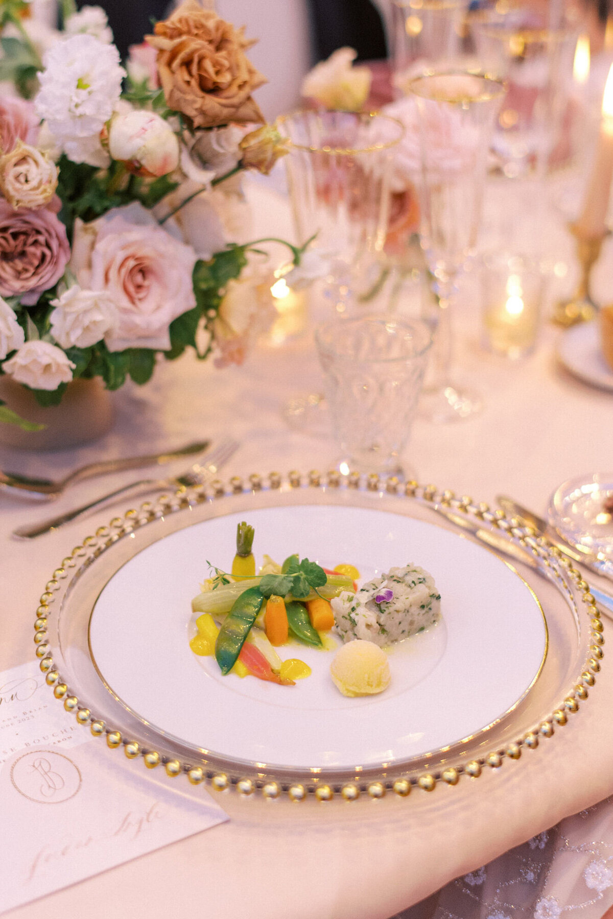 Maïlys Fortune Photography Husband Wife Wedding Weddings Photography France Switzerland Italy Timeless Dreamy Imagery Bilingual French English Destination Weddings Destination Wedding Provence French Riviera Paris Lake Como Tuscany112