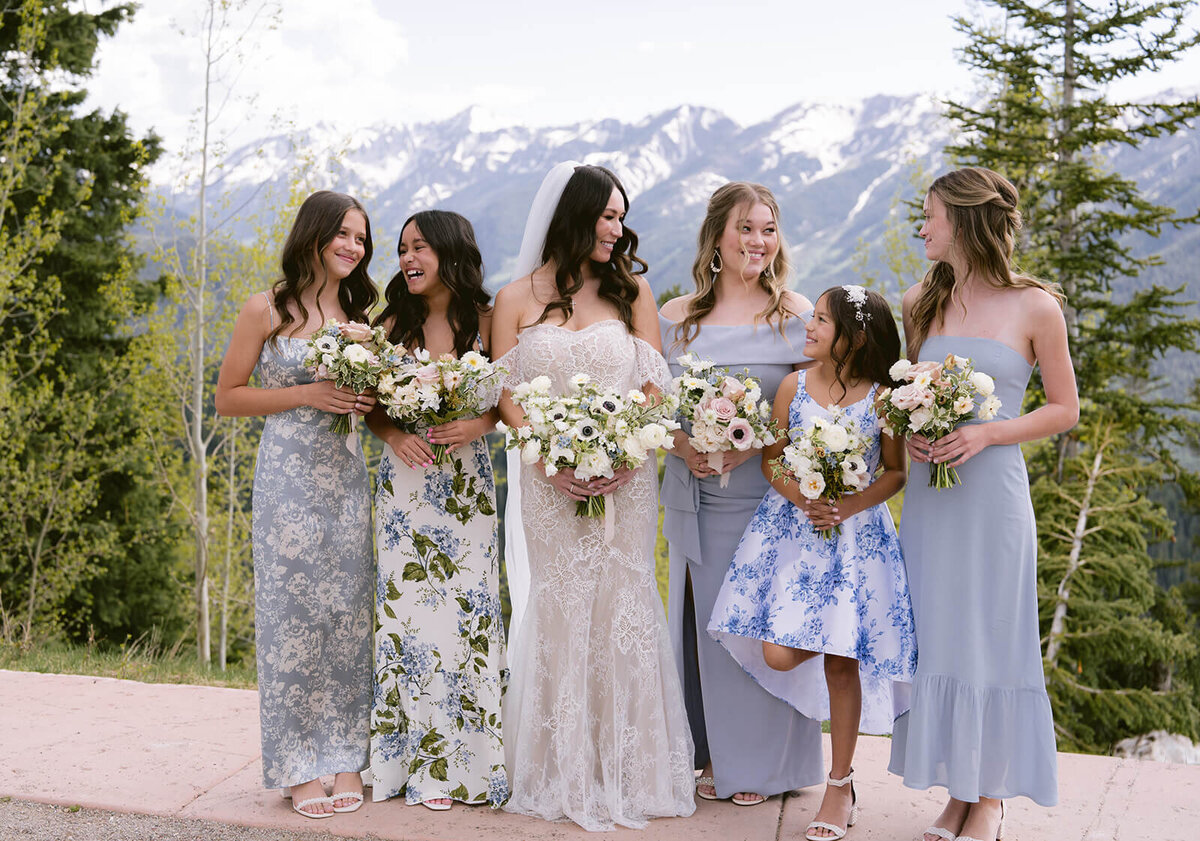 sharron-ian-aspen-mountain-club-wedding-bridesmaids-3 (2)