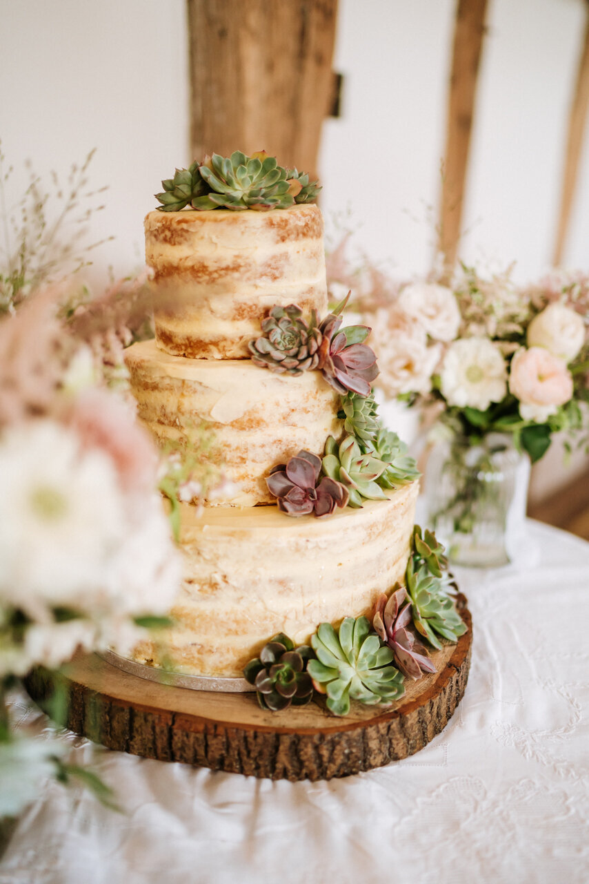wedding-photographer-somersbury-barn-surrey-zoecphotography-buckinghamshire-18
