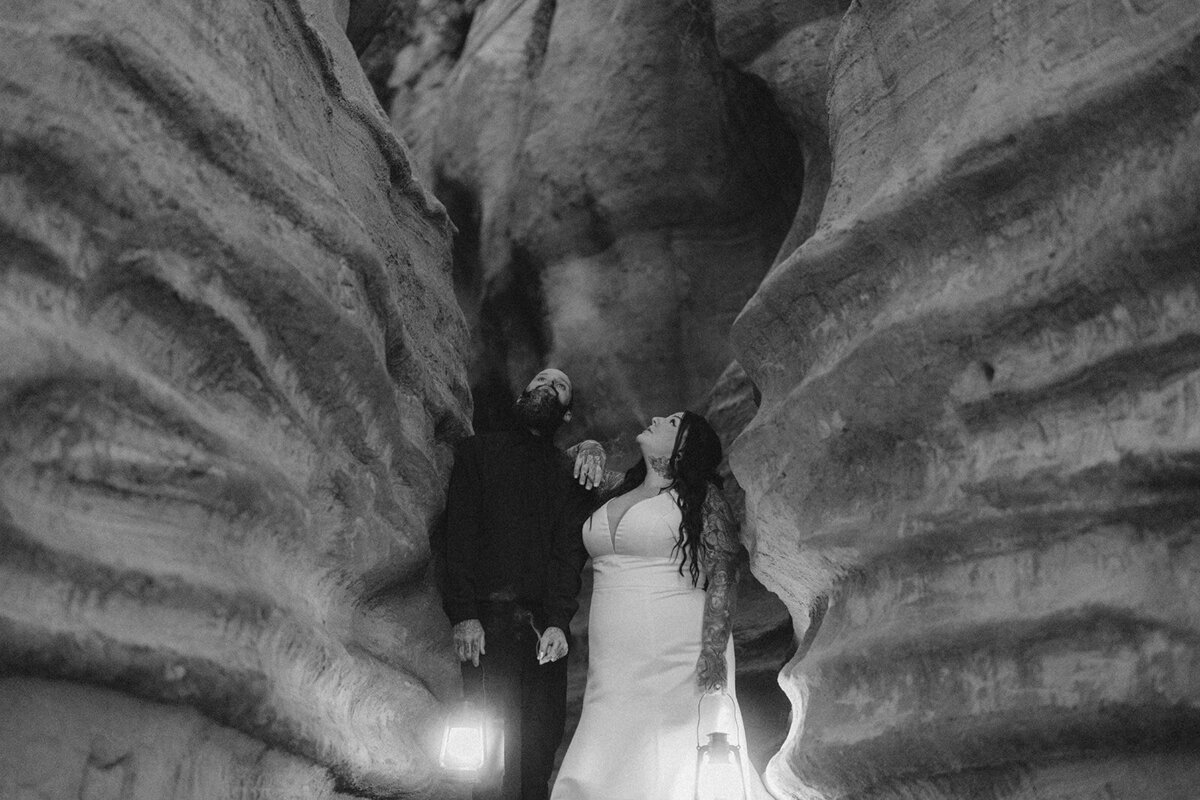 M&J_RomanticsF-8
