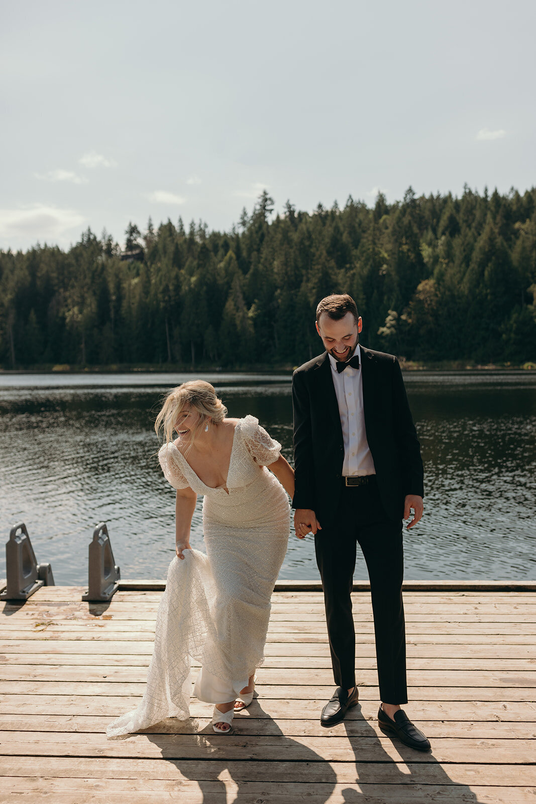 bride-groom-portraits-bullock-lake-farm-wedding-thegodards