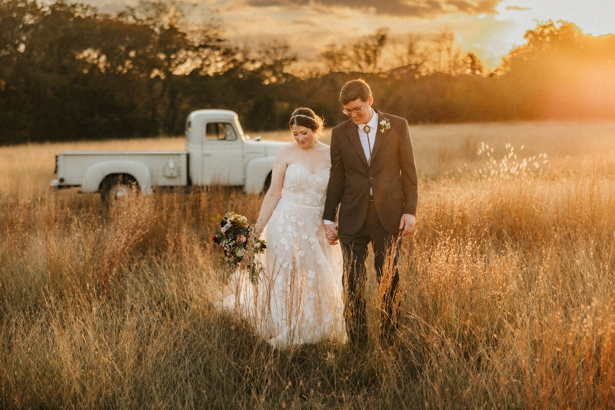 sunset-ranch-wedding-wimberley