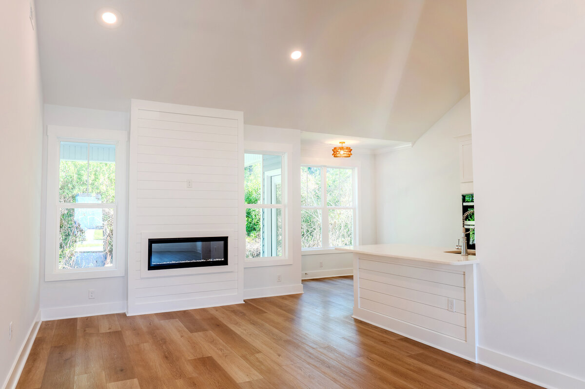 3-509-Catamaran-Dr-Living-Room-2-Web