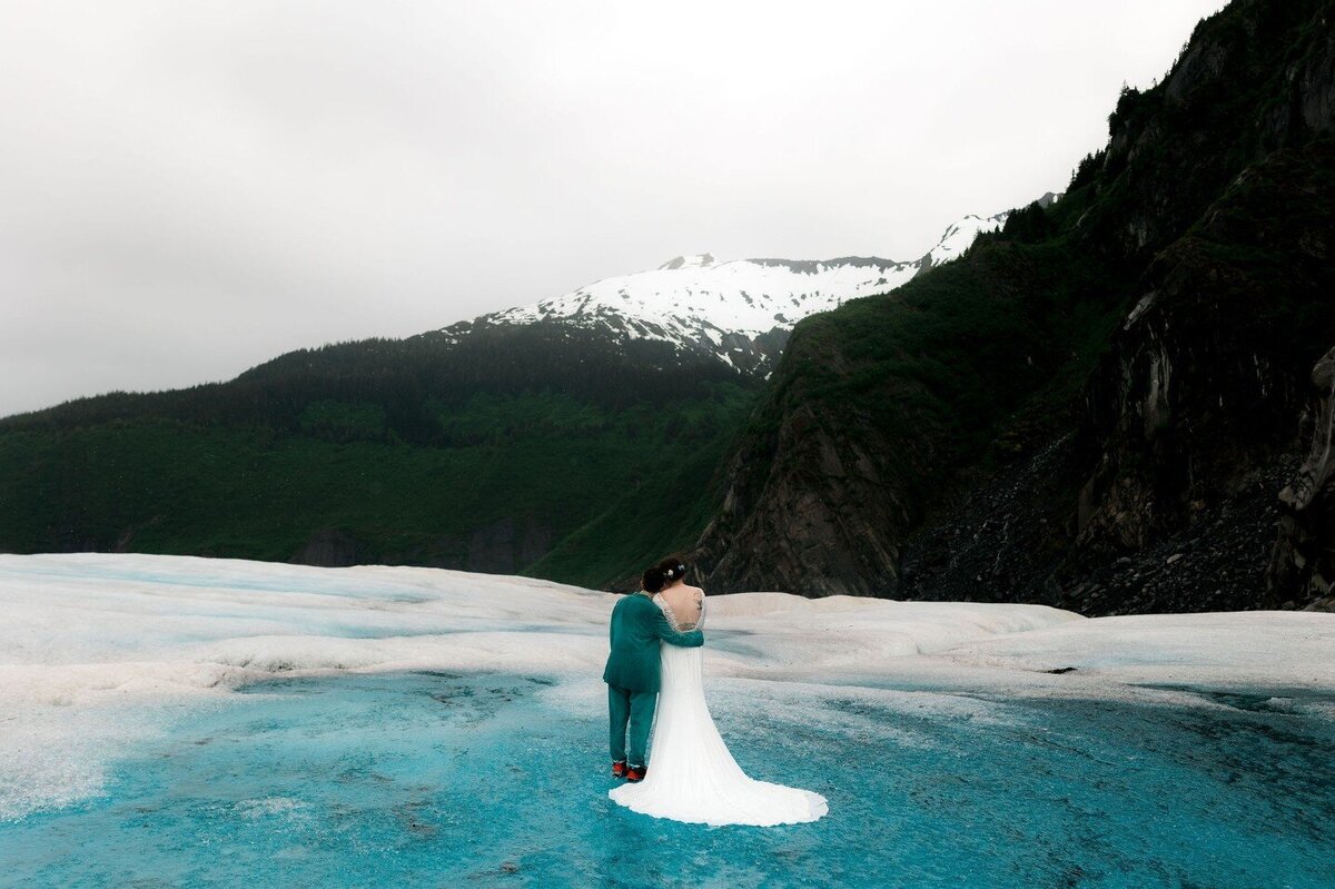 elope-in-minnesota-350