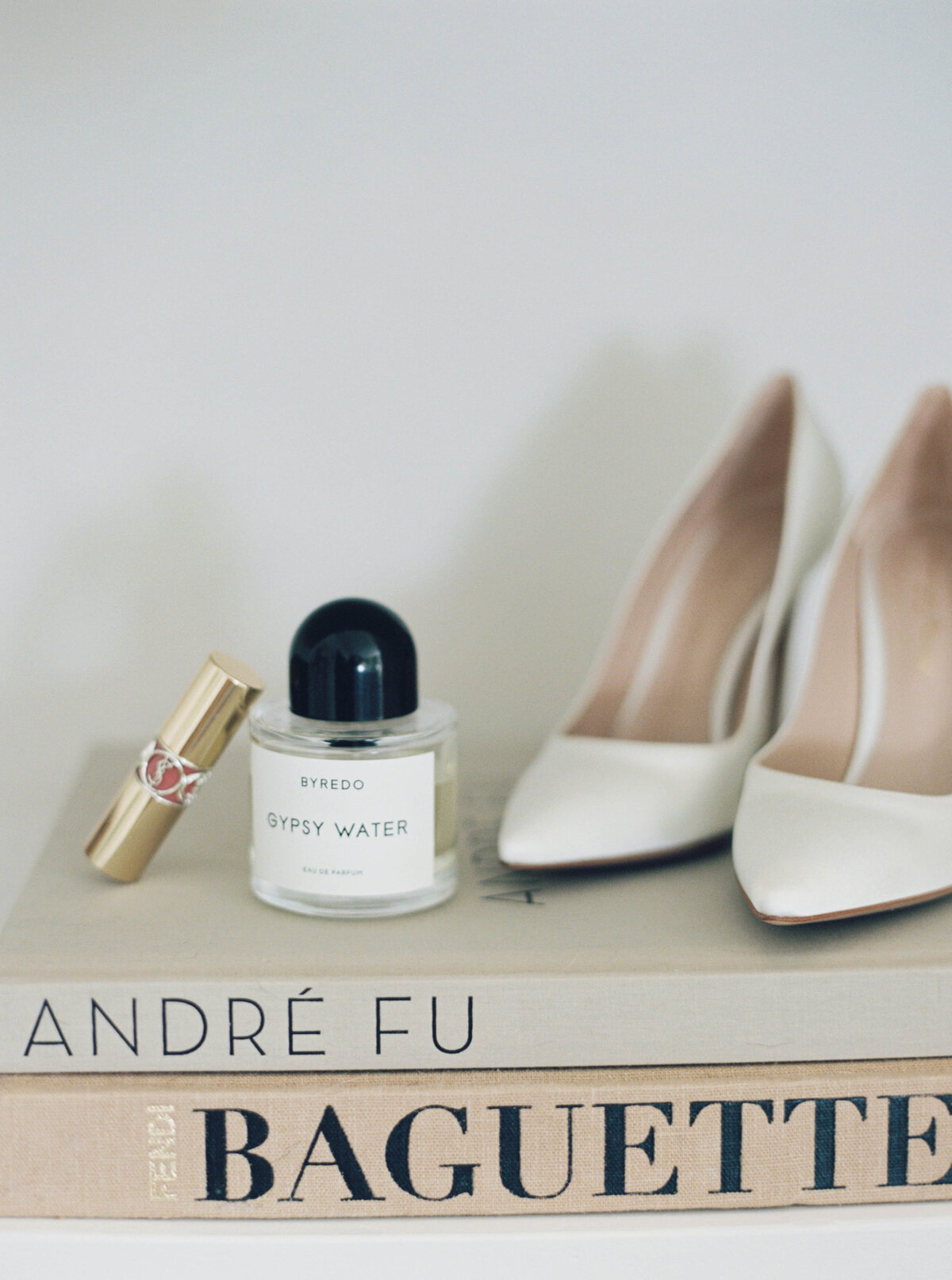 minimalist-chic-wedding-elopement97