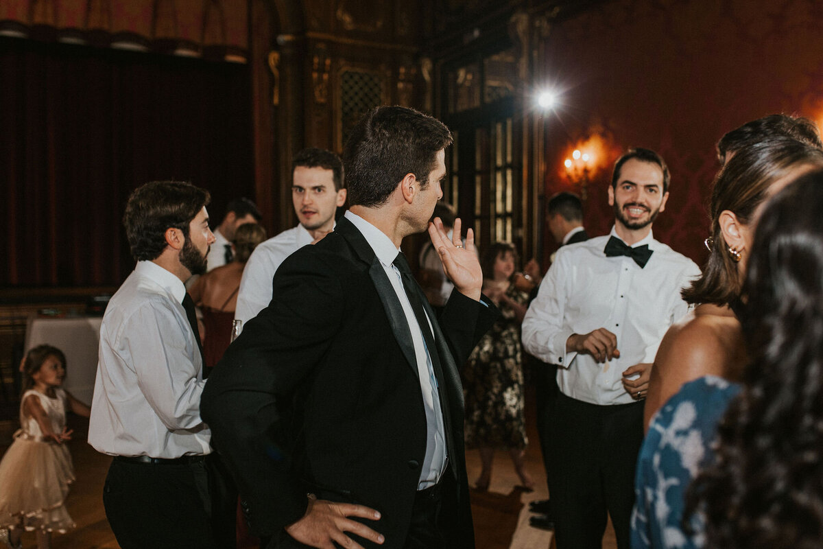 WELLING-FLORES.Wedding.EngineersClub-rcptn-179