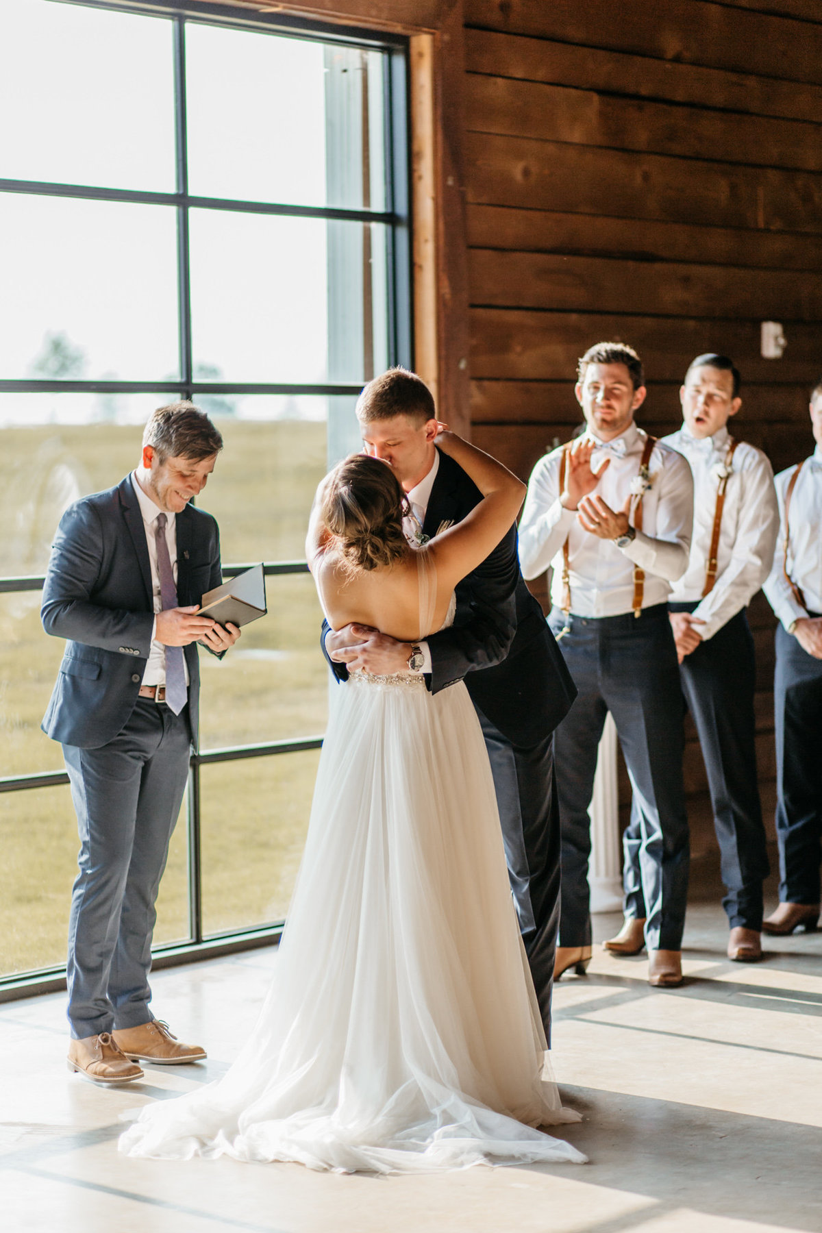 Alexa-Vossler-Photo_Dallas-Wedding-Photographer_North-Texas-Wedding-Photographer_Stephanie-Chase-Wedding-at-Morgan-Creek-Barn-Aubrey-Texas_104