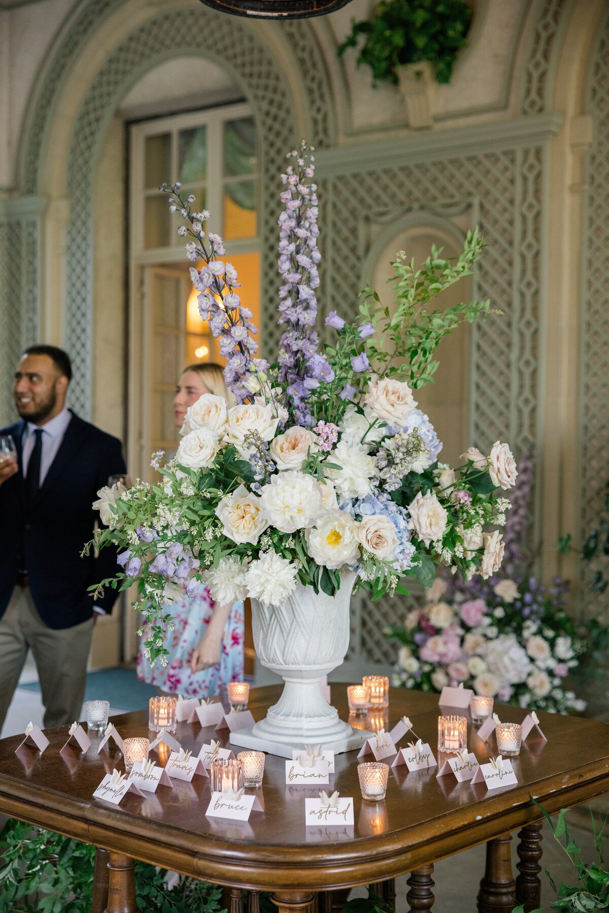 wedding-escort-cards-at-glen-manor-house-ri
