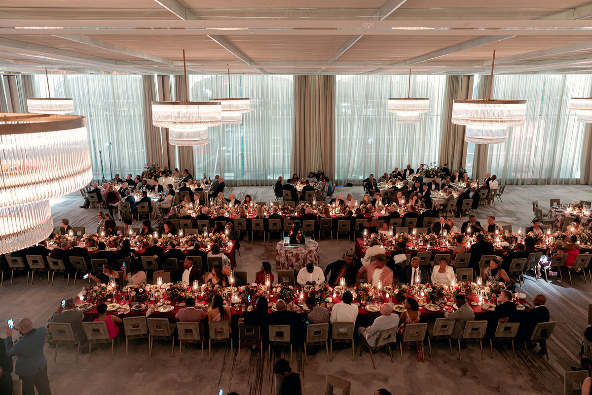 the-thompson-dallas-luxury-wedding---10