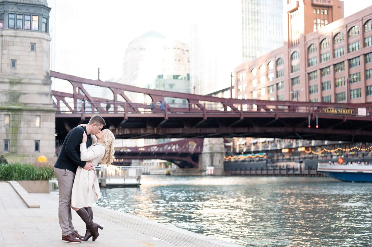 Chicago-Engagement-Session-29