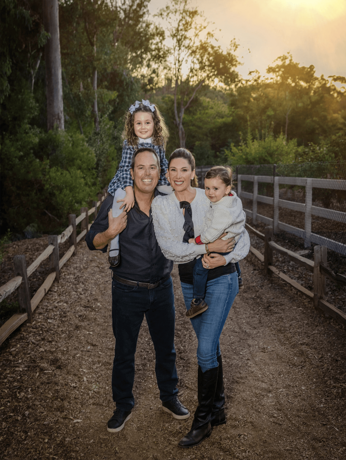 san-diego-family-portrait-outdoor-woodland-fairbanks-ranch-otto-photography