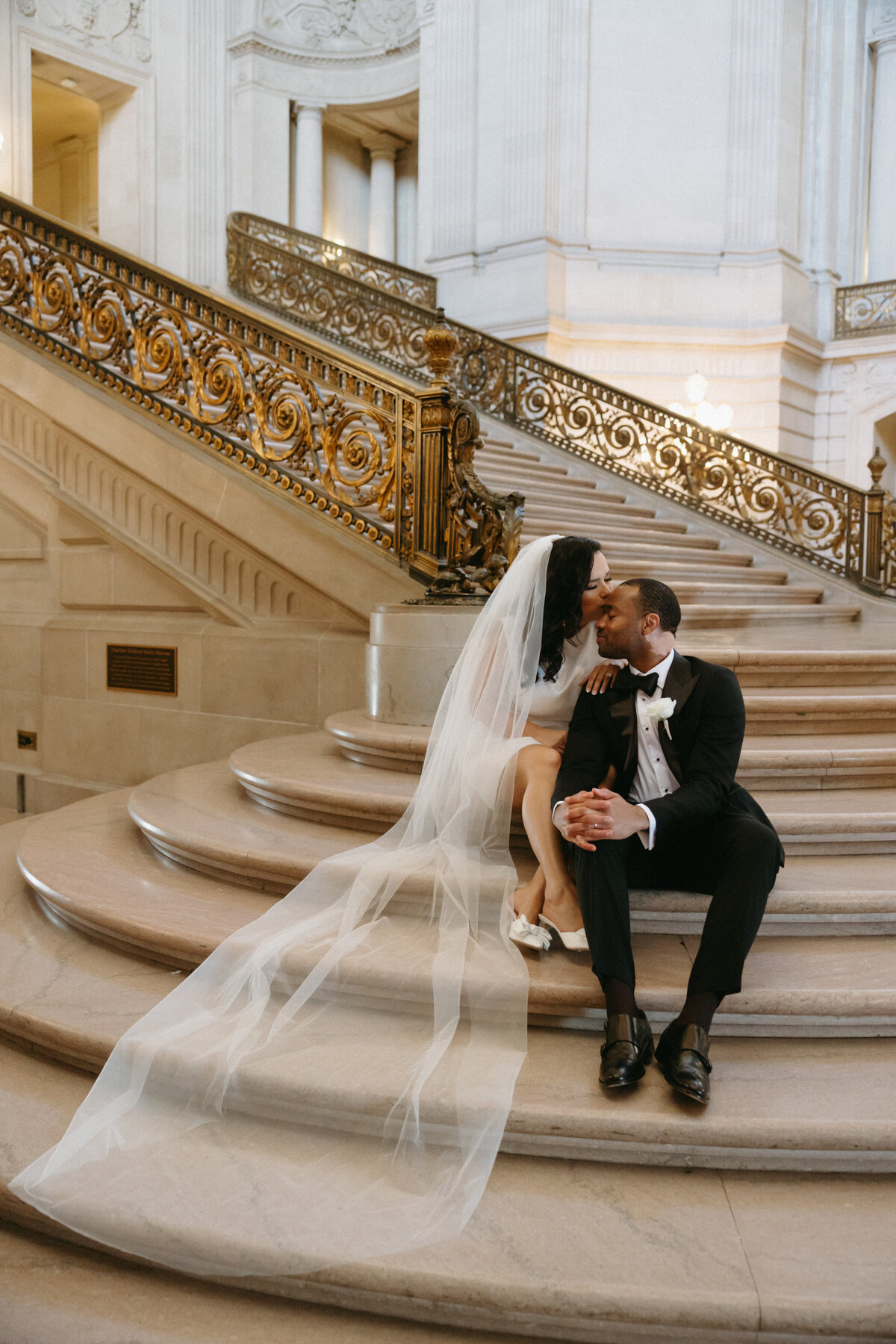 skyler-maire-photography-san-francisco-city-hall-wedding-37