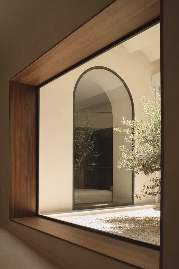 ERRE Arquitectura diseña el interiorismo relajante de la Clínica Alejandría
