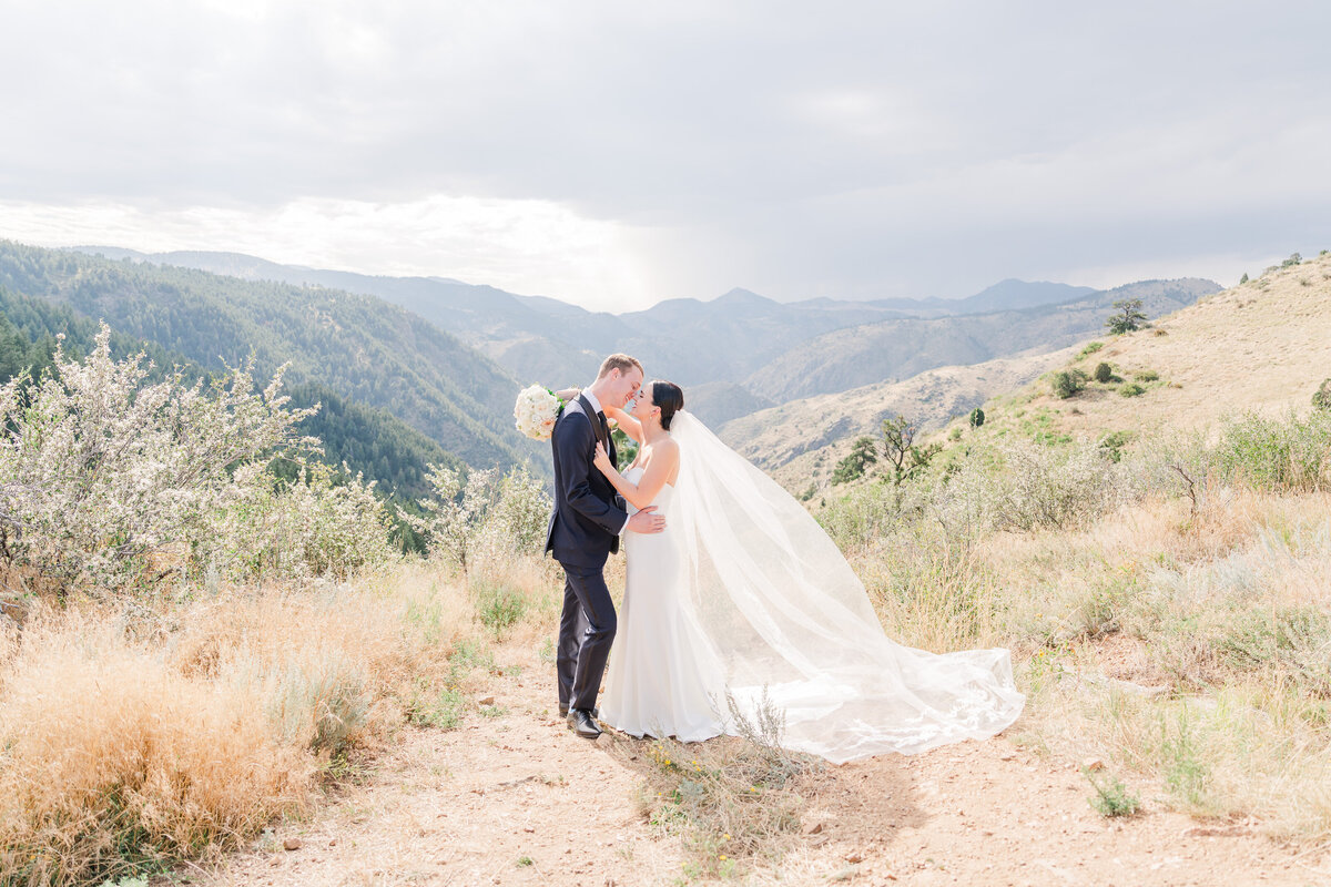 Mount Vernon Canyon Club Wedding Golden Colorado Lookout Mountain Elena Spraguer Photography 0011