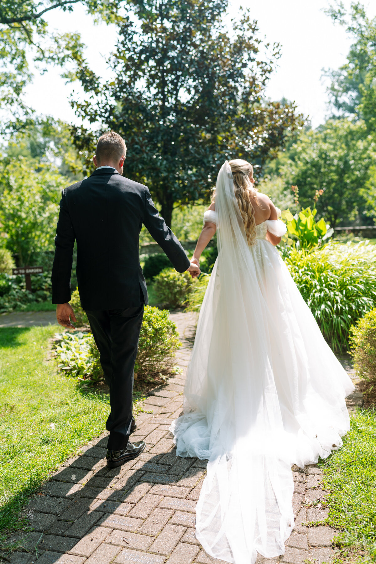 Kylie+TommyOldeMillInnWedding-524