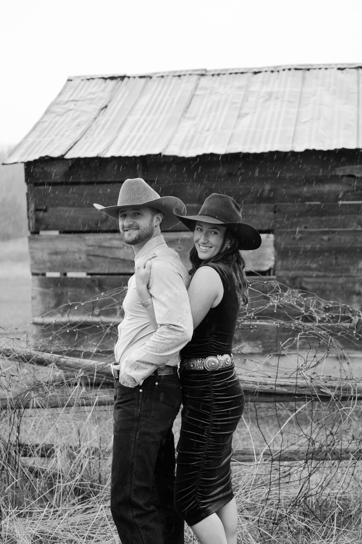 presley-gray-photo-montana-western-style-engagement-4195-2
