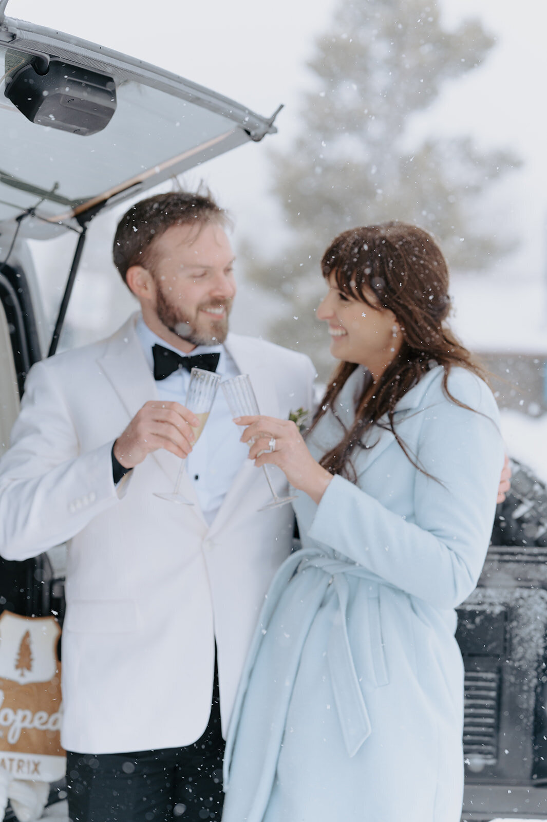 Winter-Elopement-B-T-310