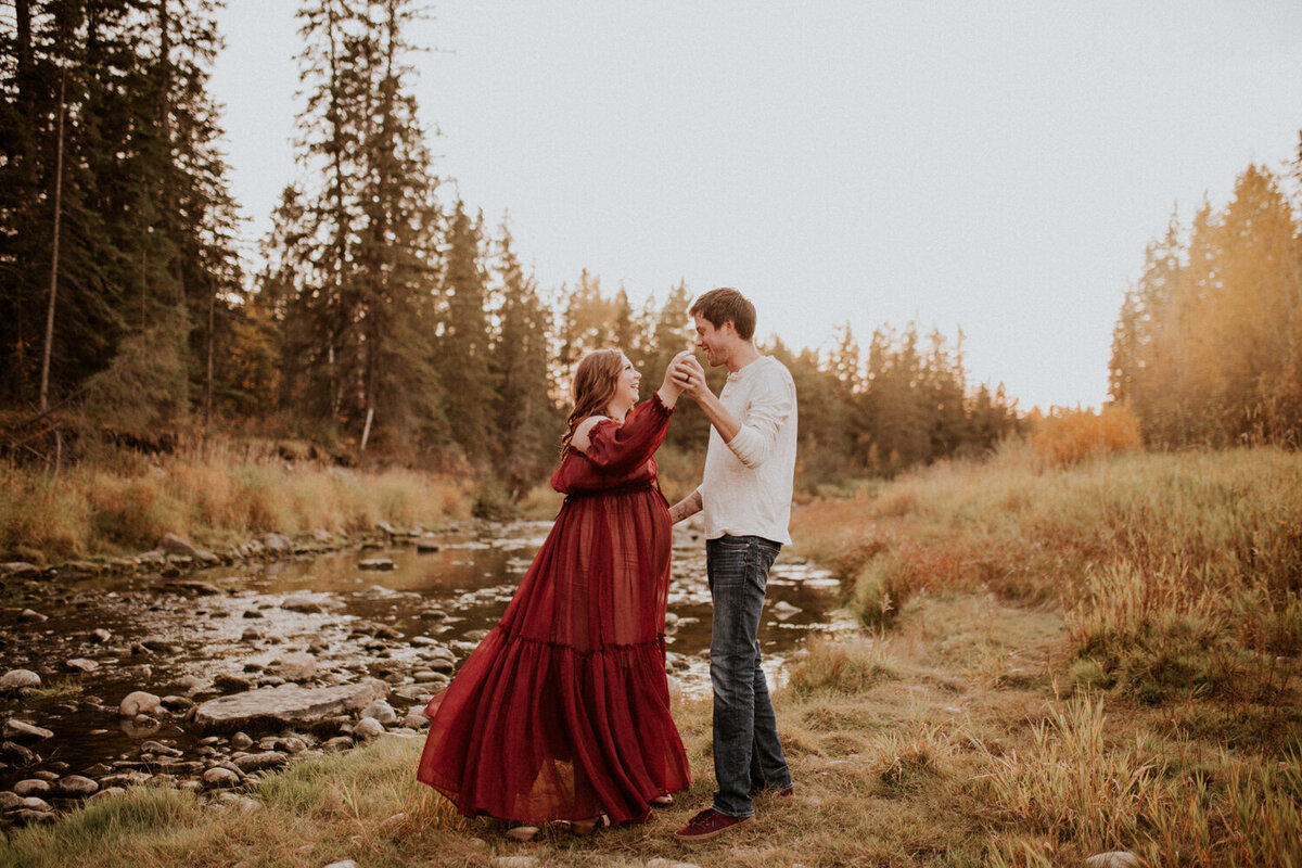 red-deer-central-alberta-newborn-maternity-photographer-38