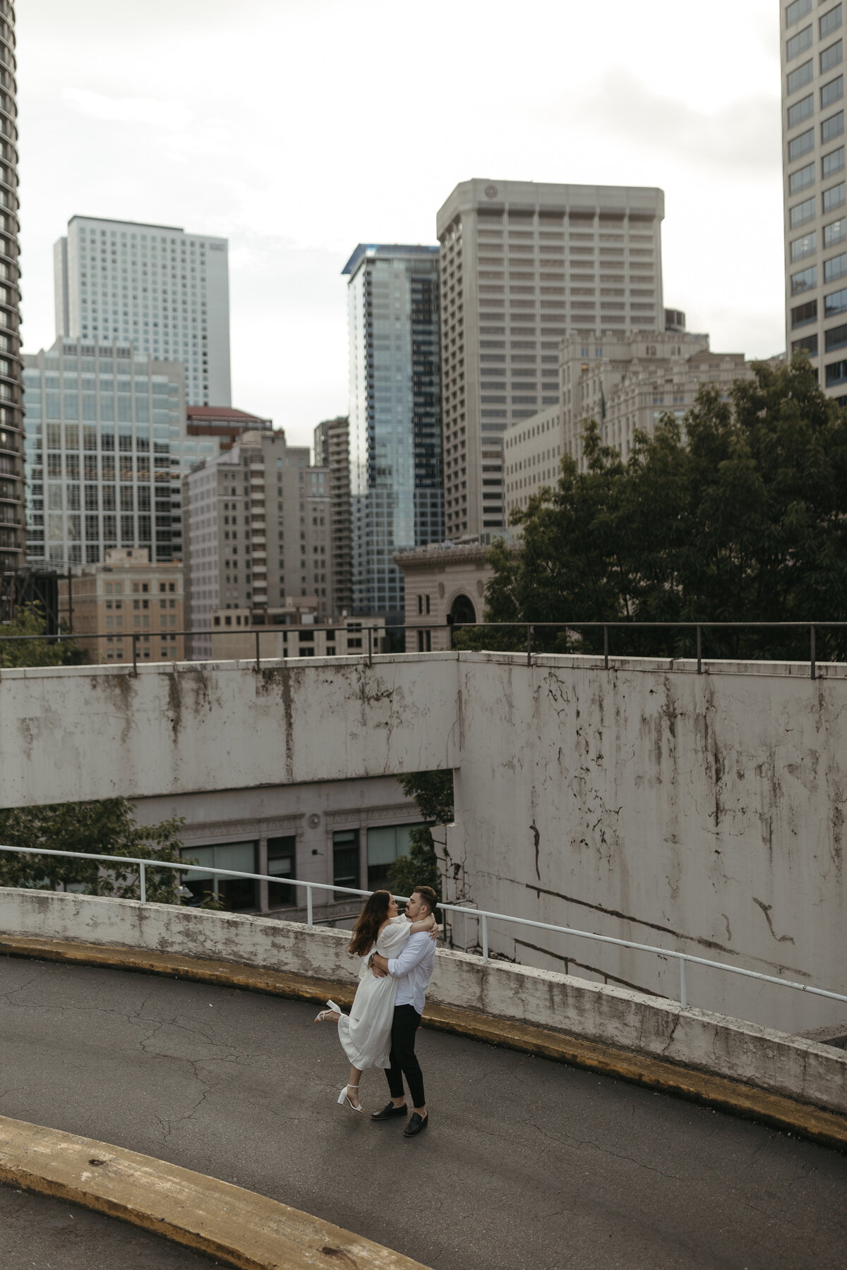 Downtown-parking-deck-engagement-session-in-charlotte--11870