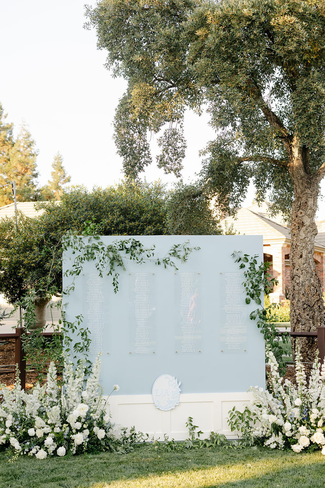 Seating floral arrangement | Bella Fleur