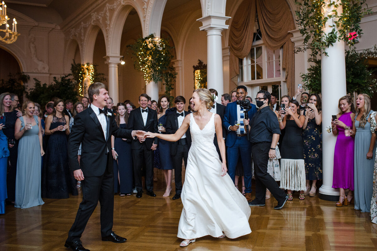 piedmont-driving-club-wedding-first-dance
