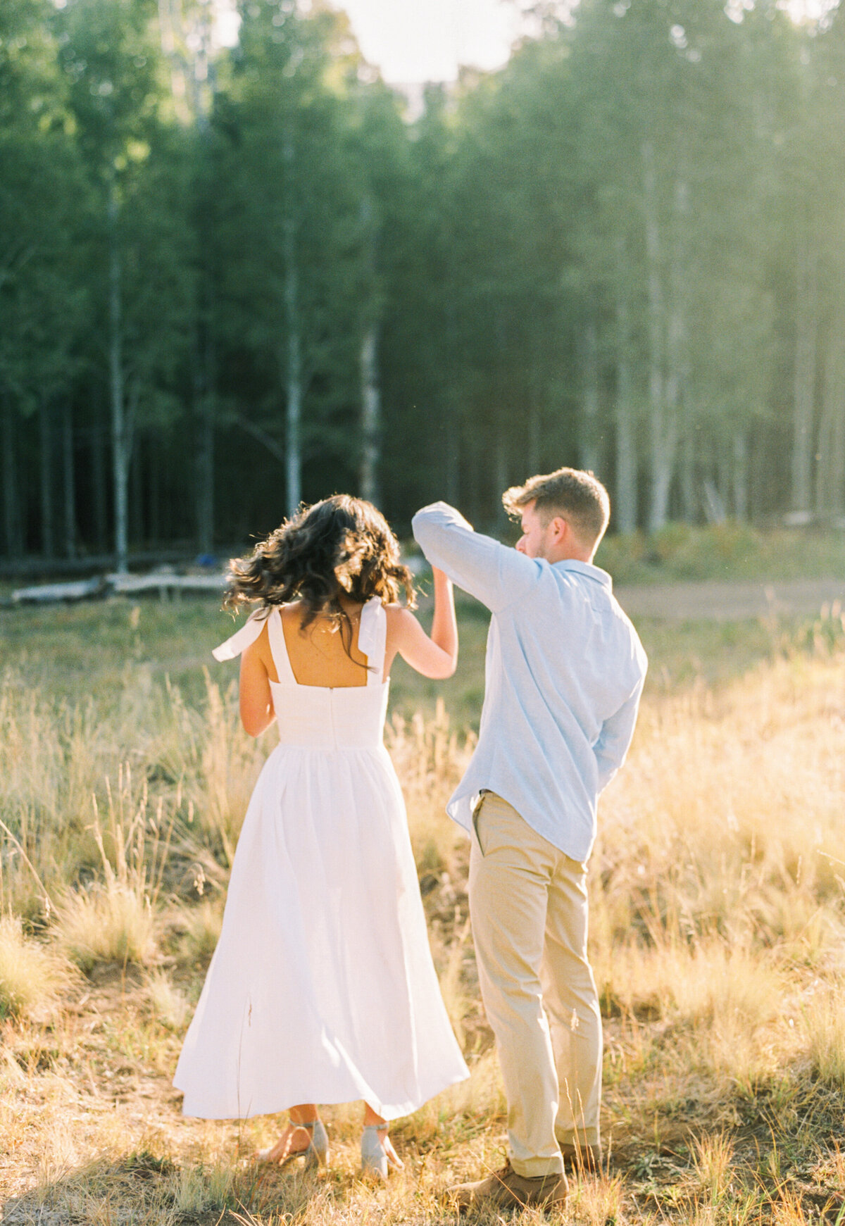 Sam & Tailyr | Engagement Session | Aspen Corner, Flagstaff, Arizona | Mary Claire Photography | Arizona & Destination Fine Art Wedding Photographer