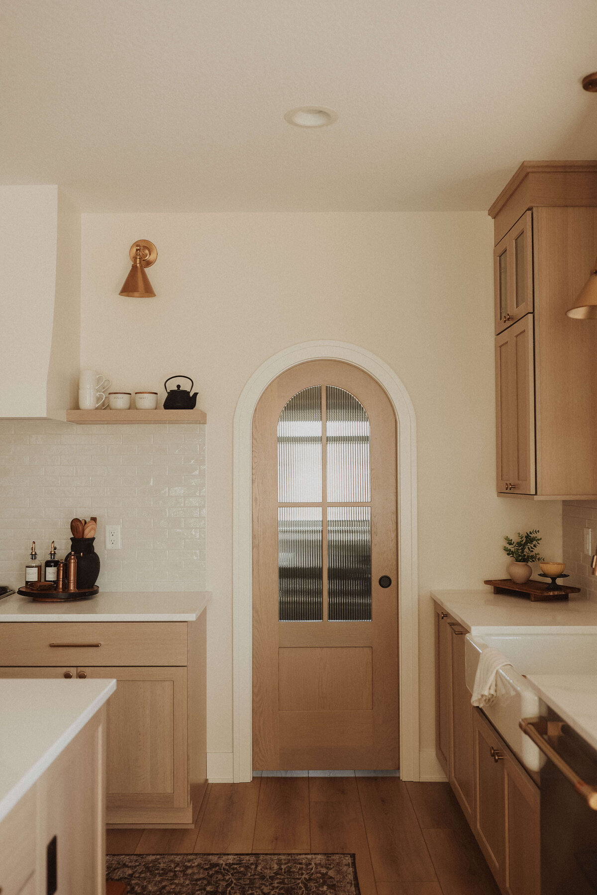9632-Kitchen-Polk-City-Central-Iowa-Custom-Home-JRL-Builders-3F1A7819