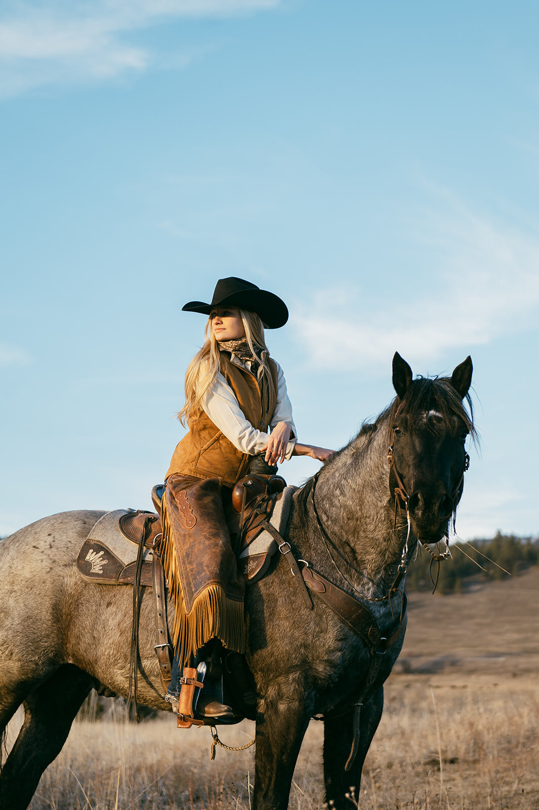 presley-gray-photo-montana-western-ranch-couples-photoshoot-1943