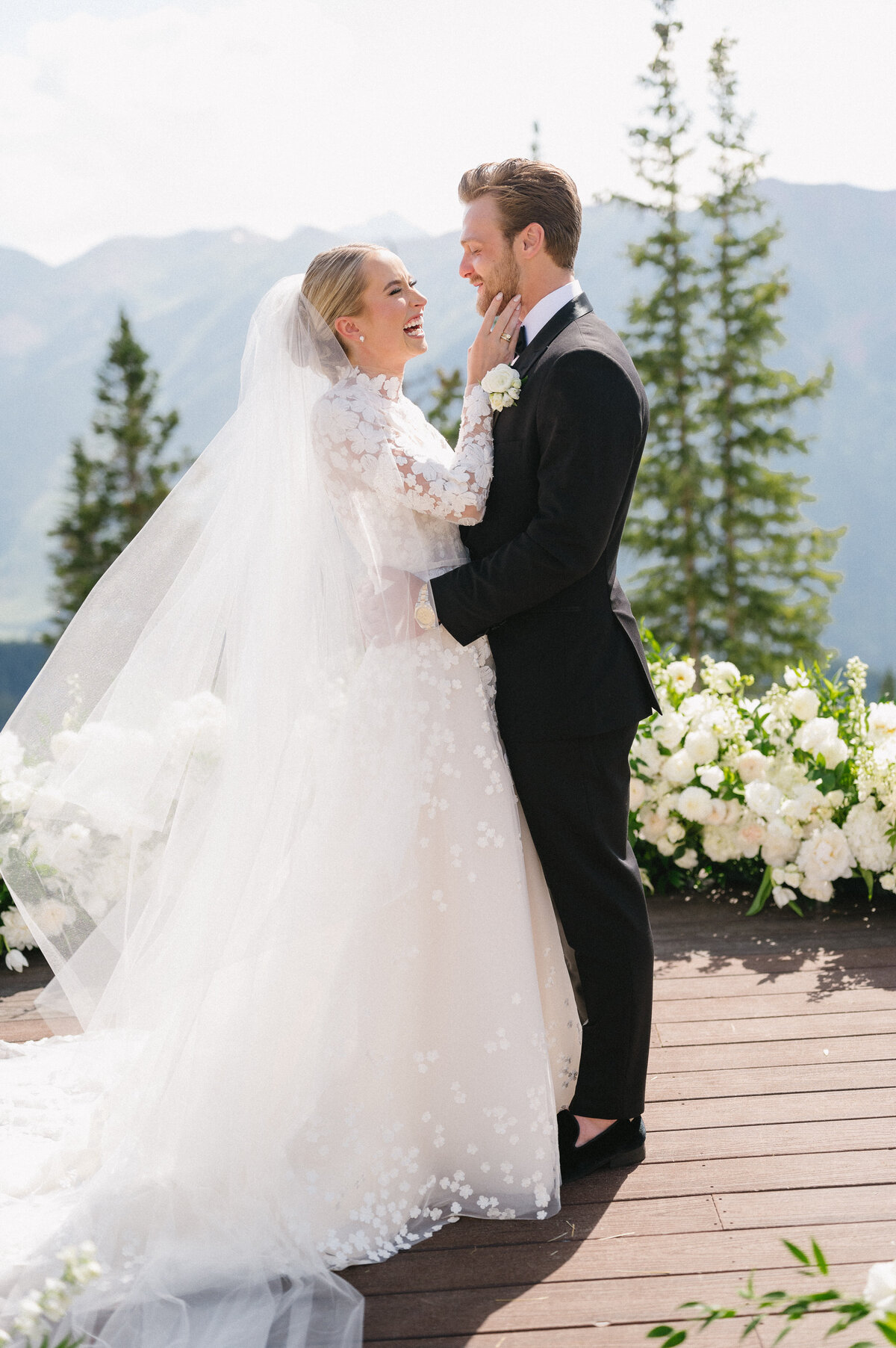 Calluna-Events-Aspen-Wedding-First-Look-3