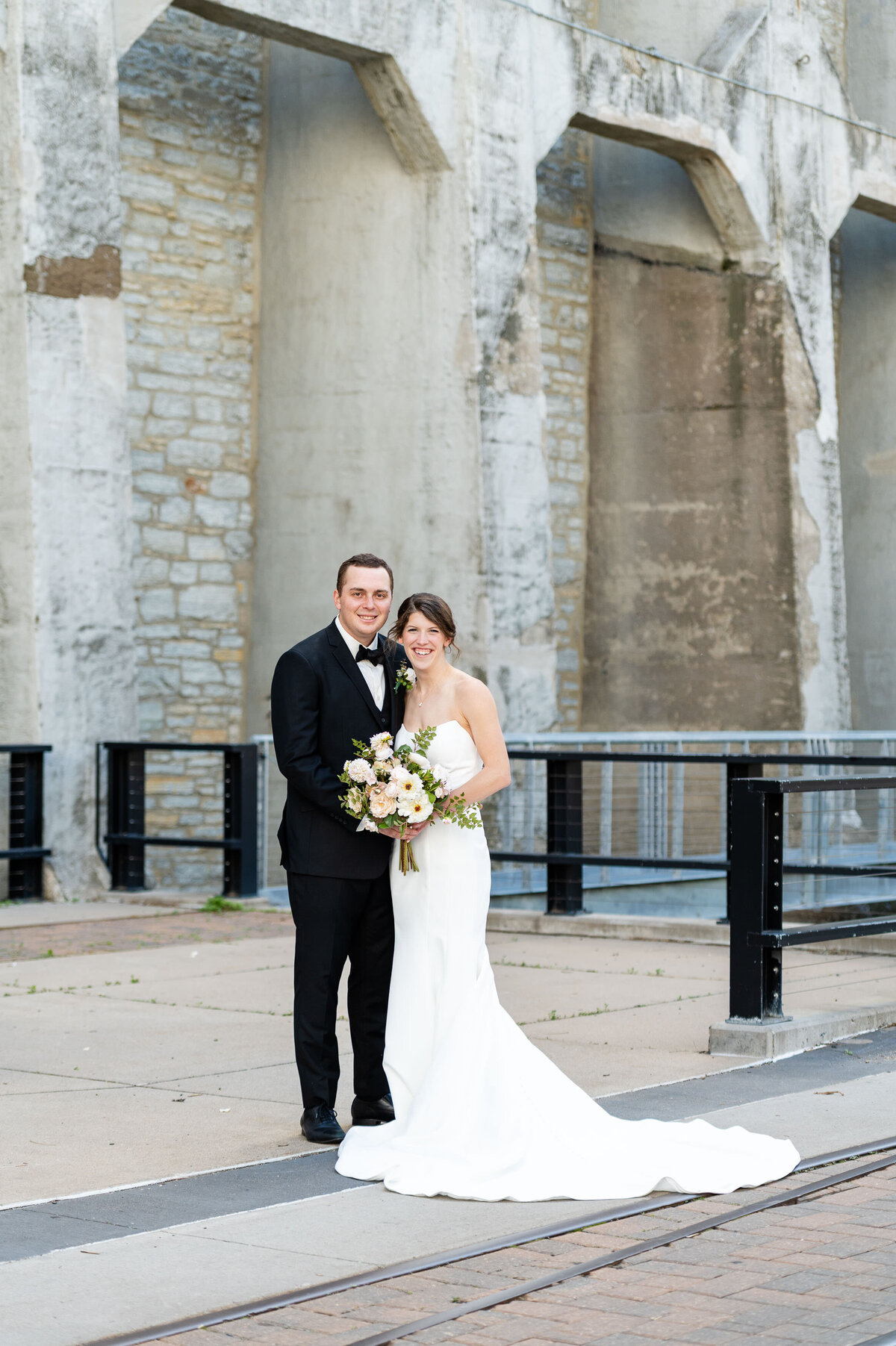 st-anthony-main-mn-wedding-photography-3
