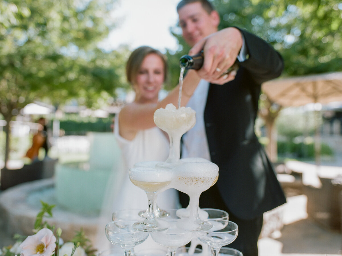 napa-wedding-photographers-dejaureguis-erin-courtney-campovida-wedding-0004