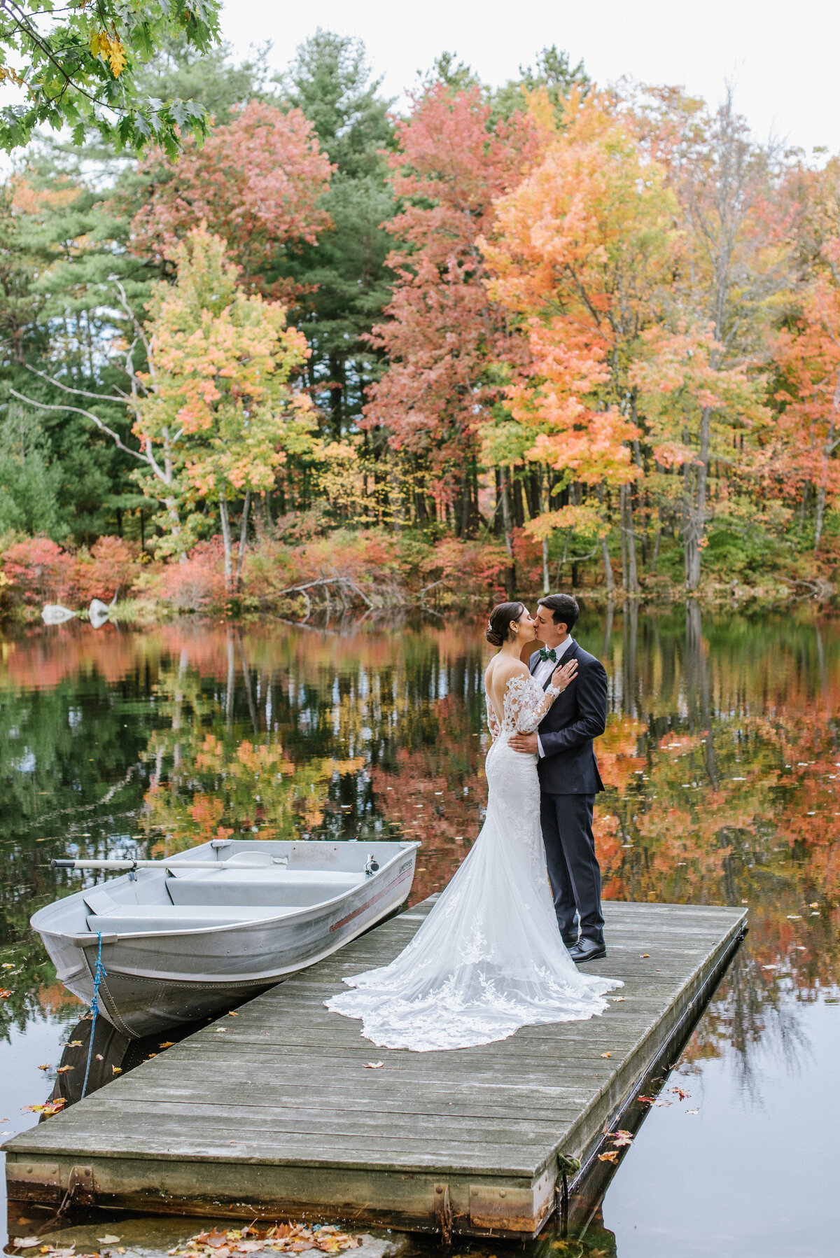 Cedar-Lakes-Estate-fall-wedding-1848