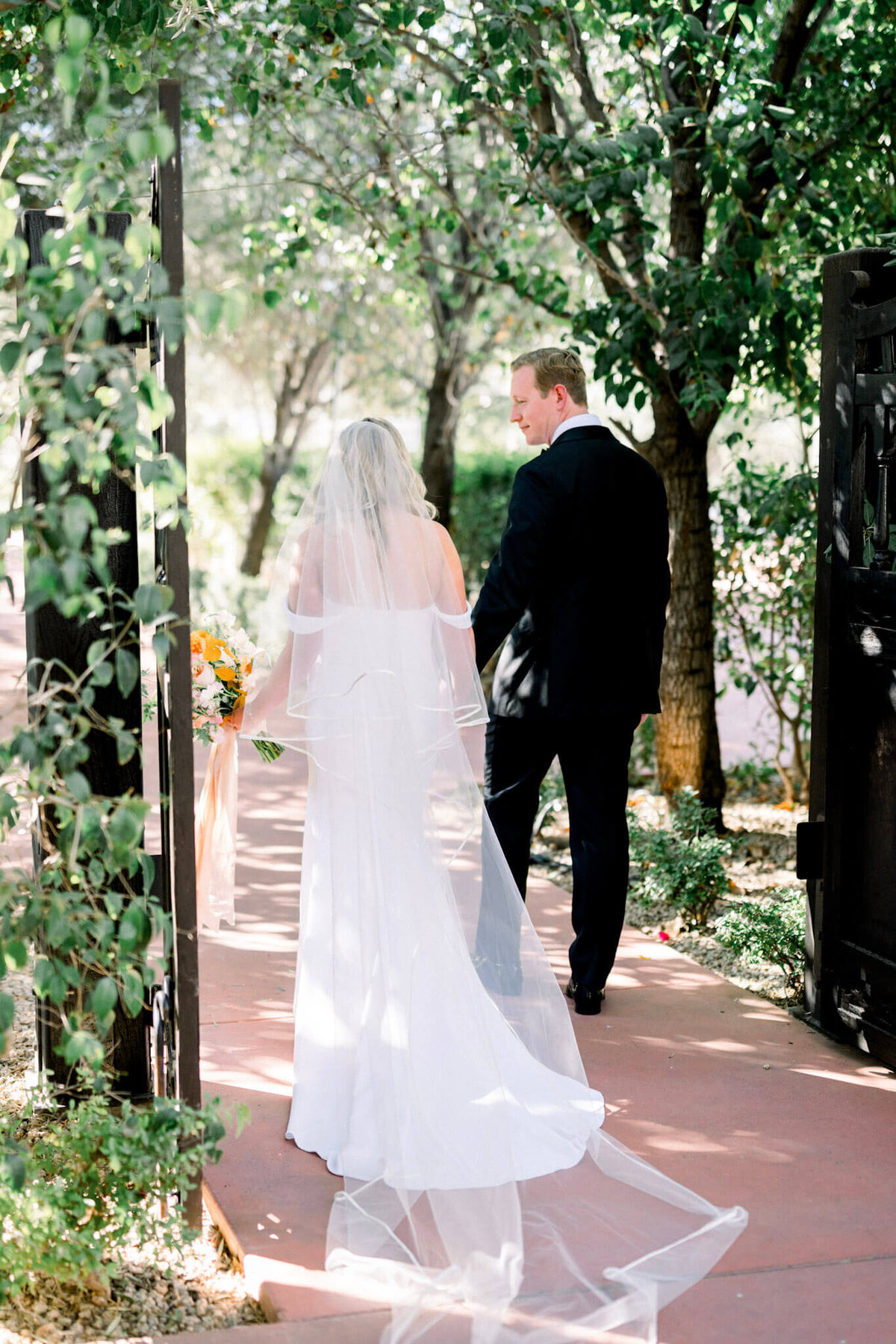 local-couples-photogrpaher-scottsdale-az