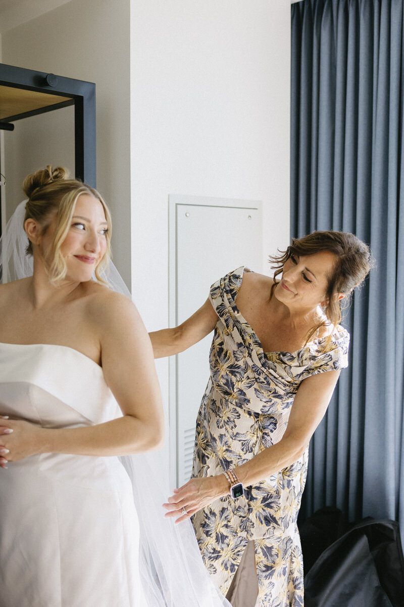 megan-andrew-previews-19