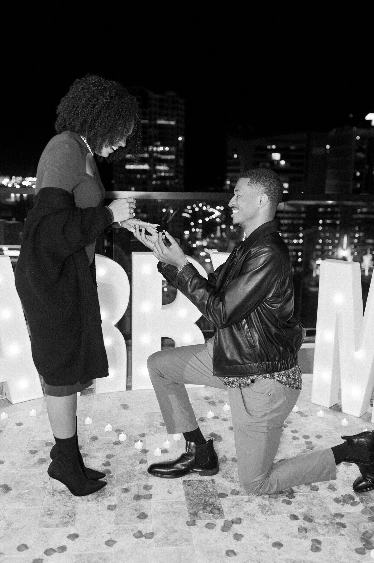 Cam and Ta - Proposal - Downtown Tampa - Alaina René Photography-245