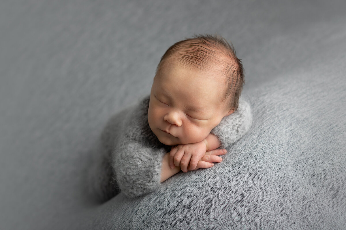 inland_empire_newborn_photographer_baby_boy_grey