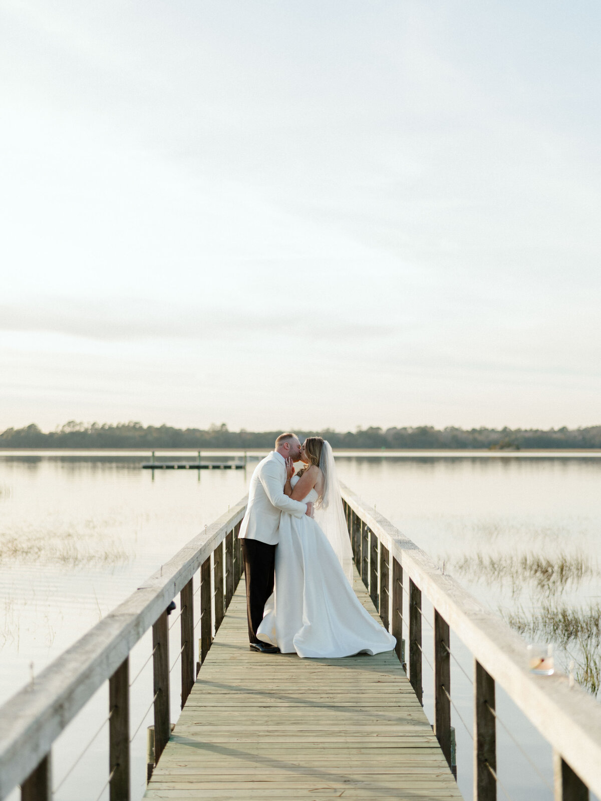 lowndes-grove-riverhouse-wedding-meg-059