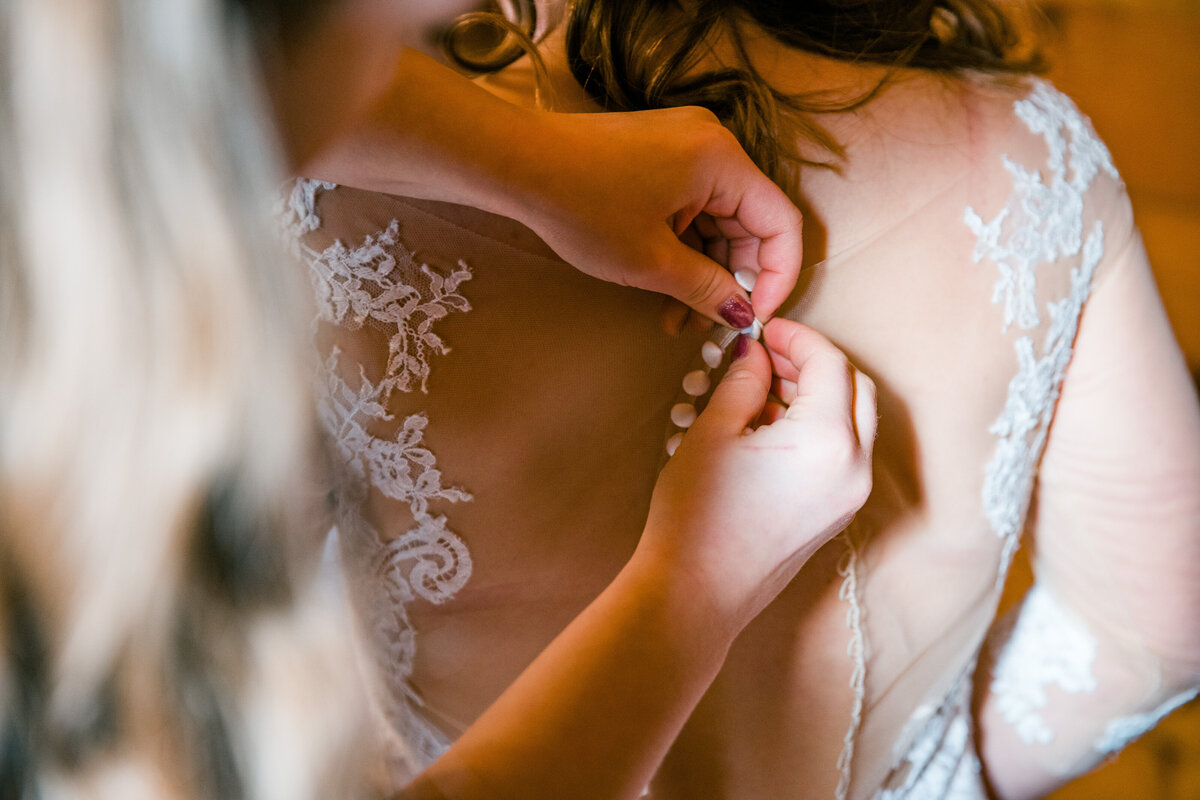 Nathan + Julia Wedding Favorites (0037